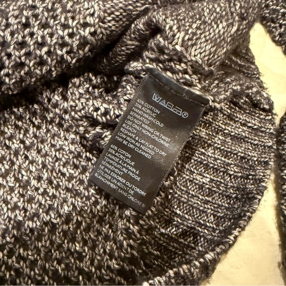 Urban Outfitters Cable Knit Cut-Out Oversized Sweater, Size S, Black - Picture 11 of 12